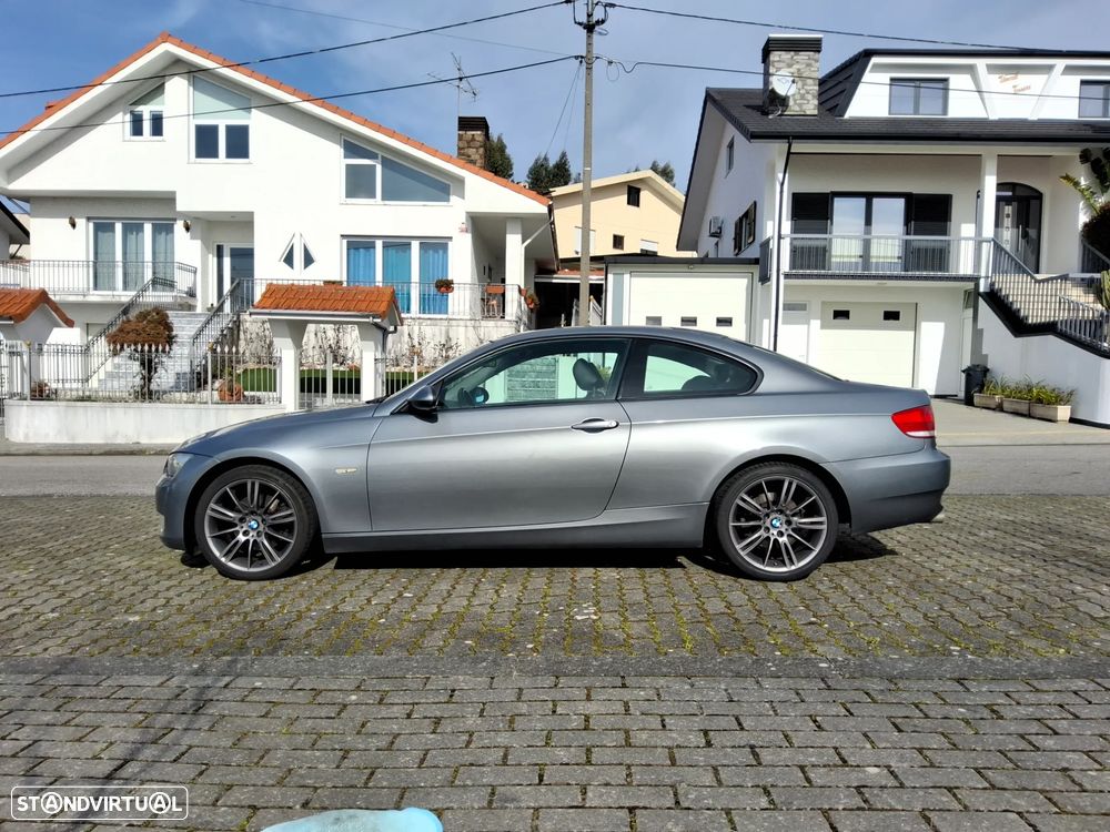 BMW 320 d Coupe - 4