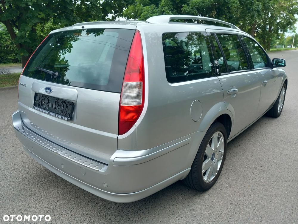 Ford Mondeo 2.0 Ghia Executive - 4