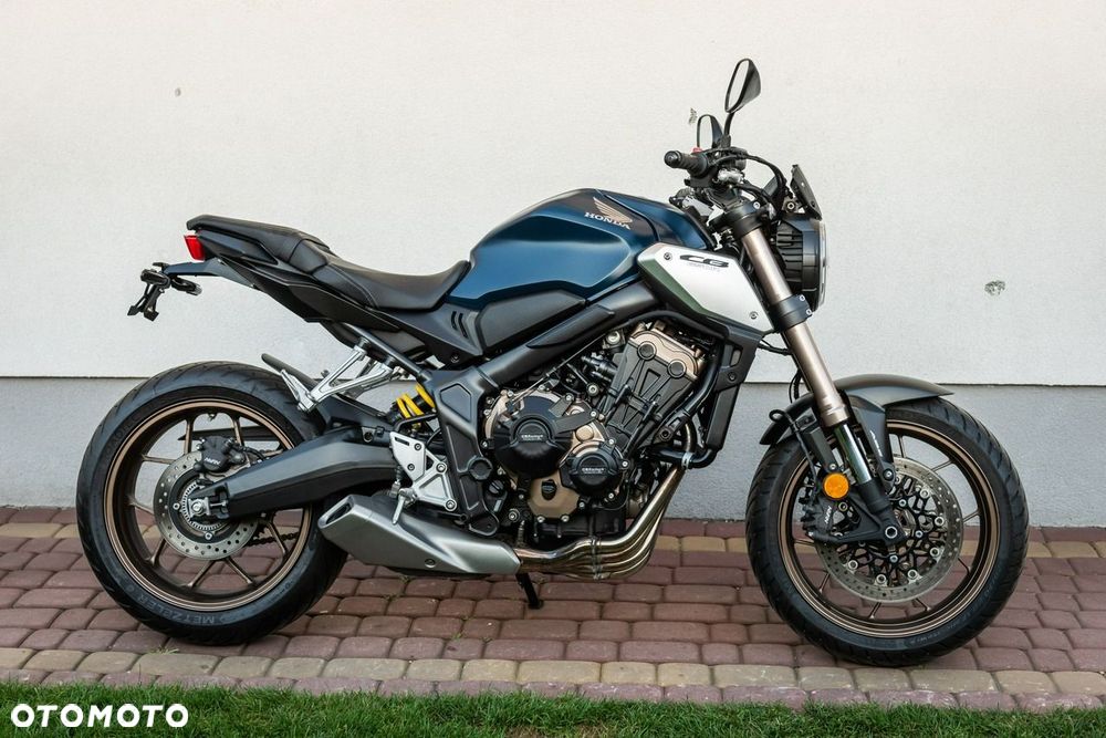 Honda CB - 2