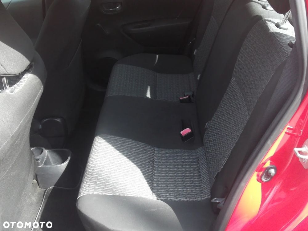Toyota Yaris - 19