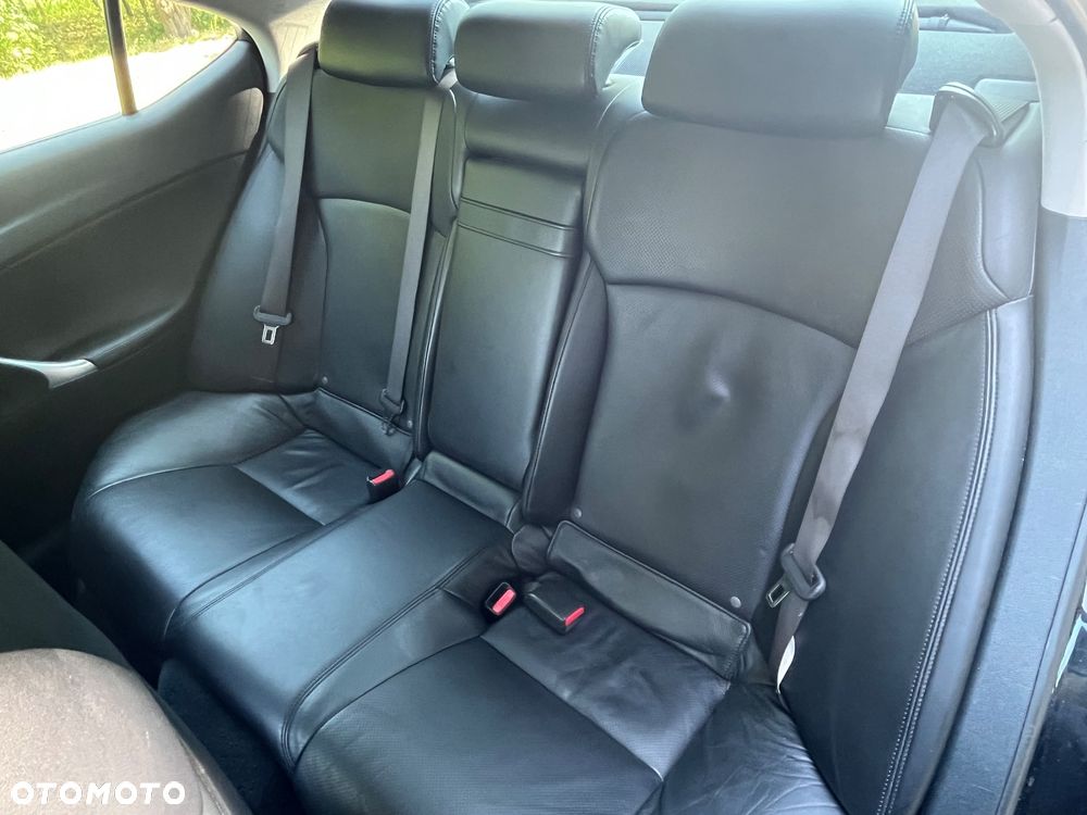Lexus IS 220d Luxury Line - 16