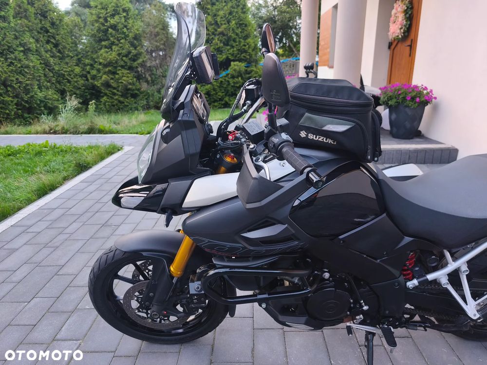 Suzuki V-STROM - 23