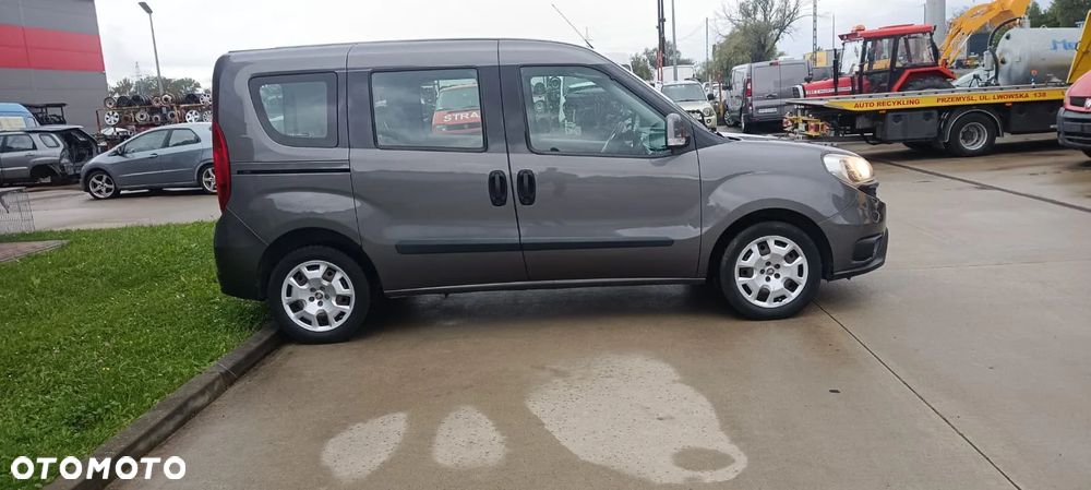 Fiat Doblo 1.4 T-Jet 16V Natural Power Lounge - 7