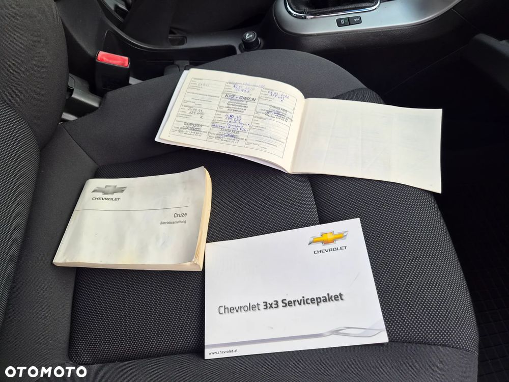 Chevrolet Cruze - 33