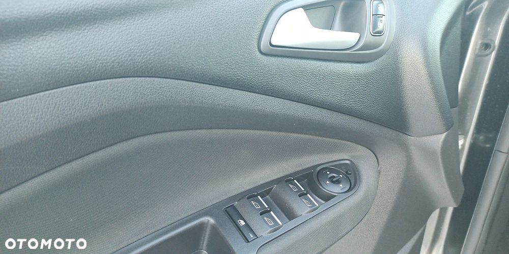 Ford C-MAX 1.5 TDCi Titanium - 24
