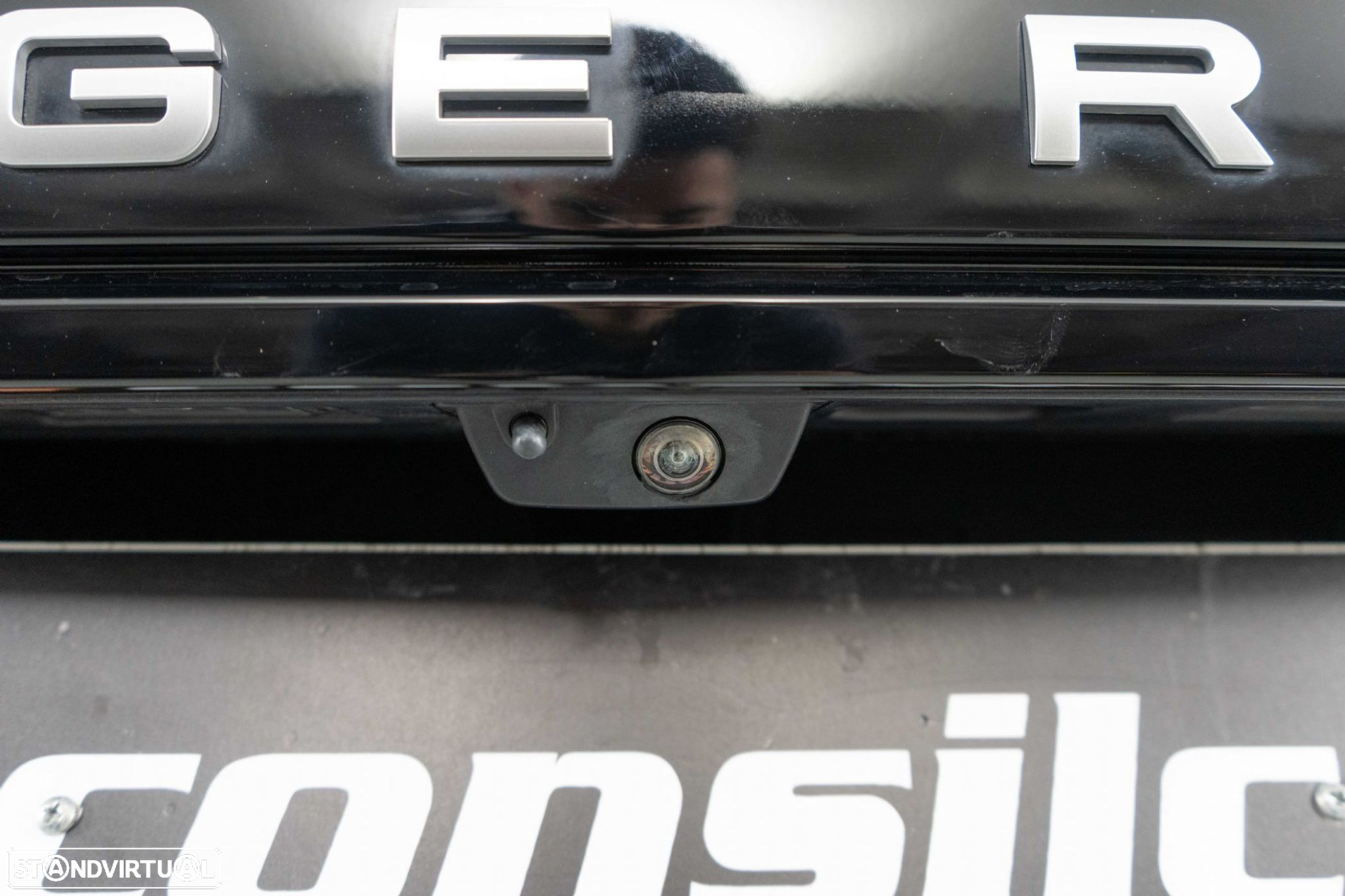 Land Rover Range Rover Evoque 1.5 P300e AWD Auto - 13