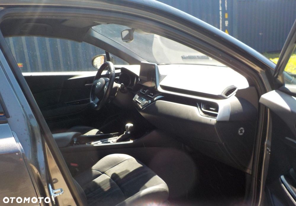 Toyota C-HR - 19