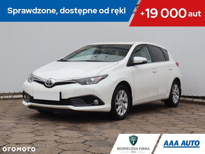 Toyota Auris - 2