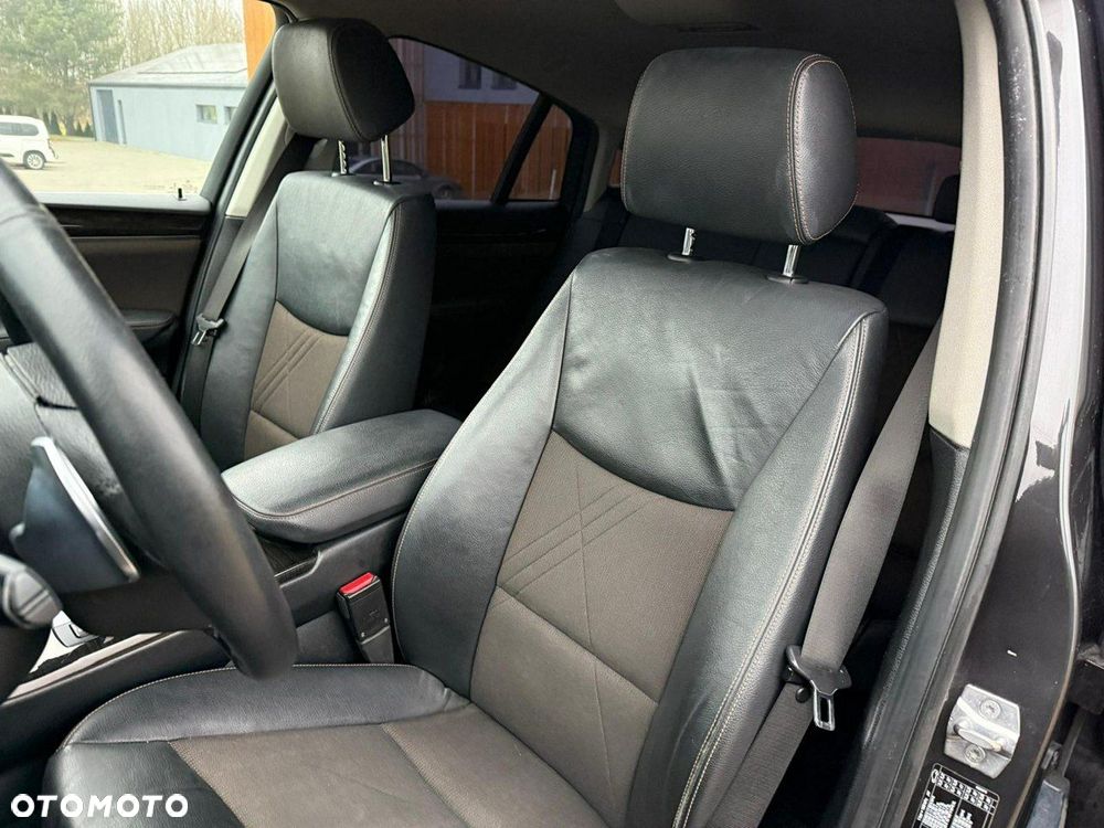 BMW X4 xDrive20d xLine - 22