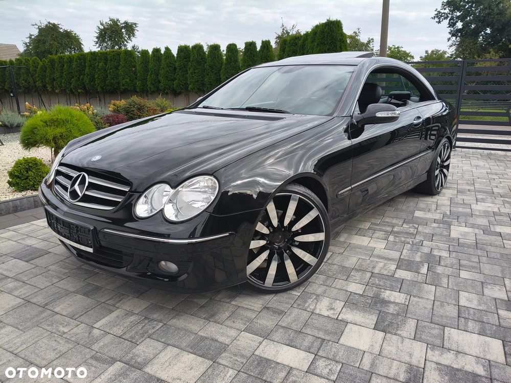Mercedes-Benz CLK - 33