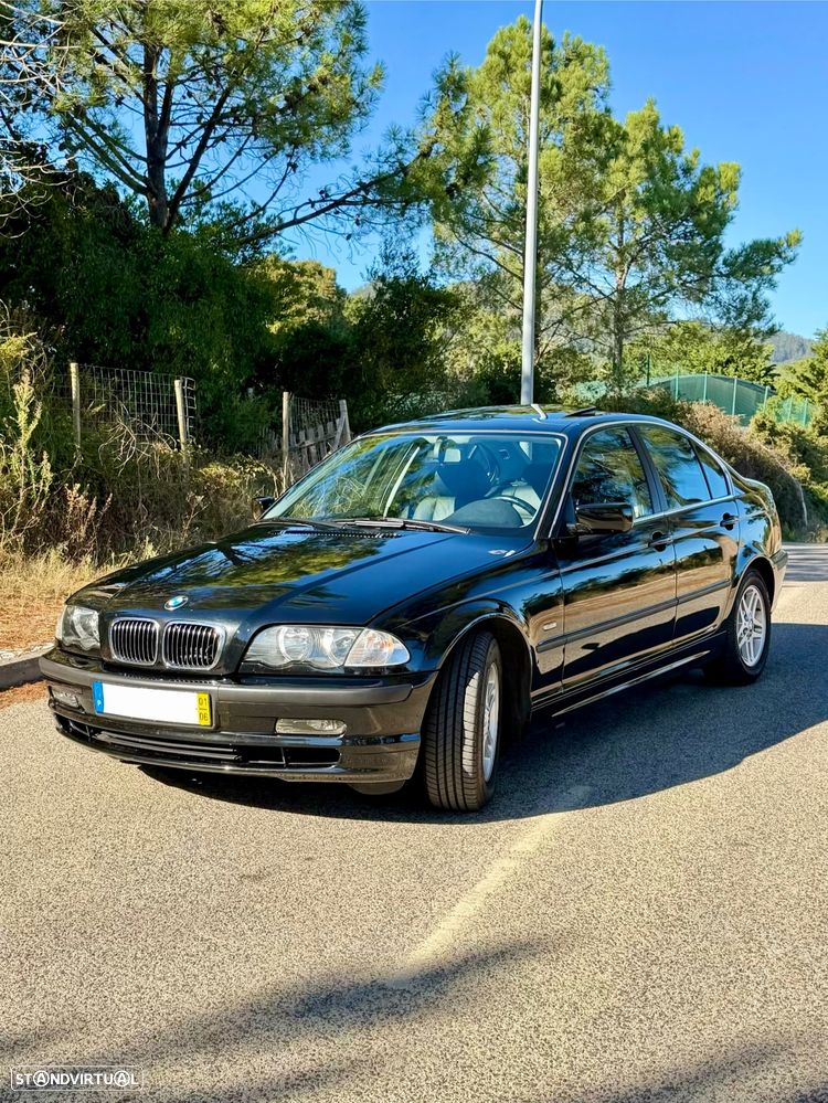 BMW 320 i - 3