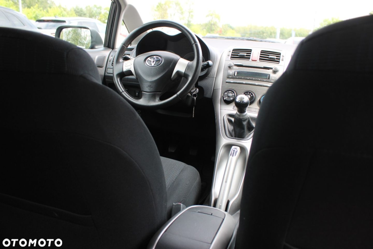 Toyota Auris - 30