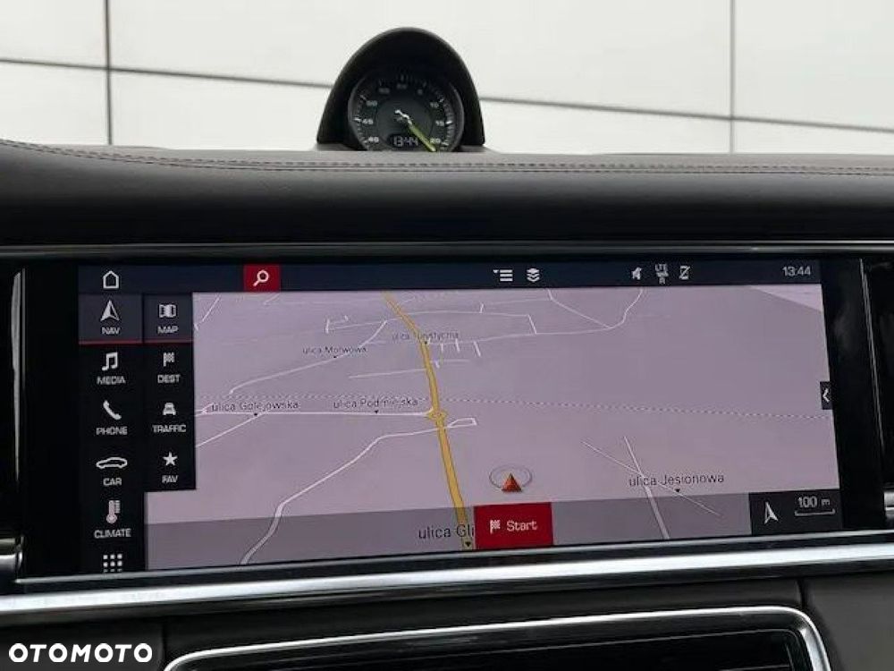 Porsche Panamera - 33