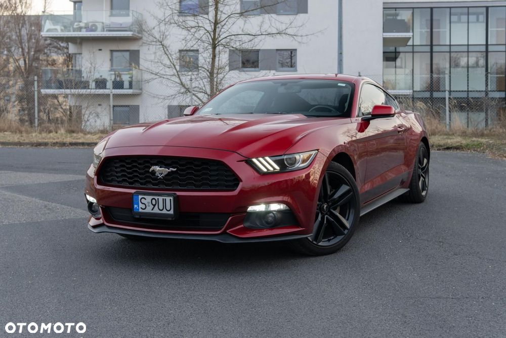Ford Mustang - 2