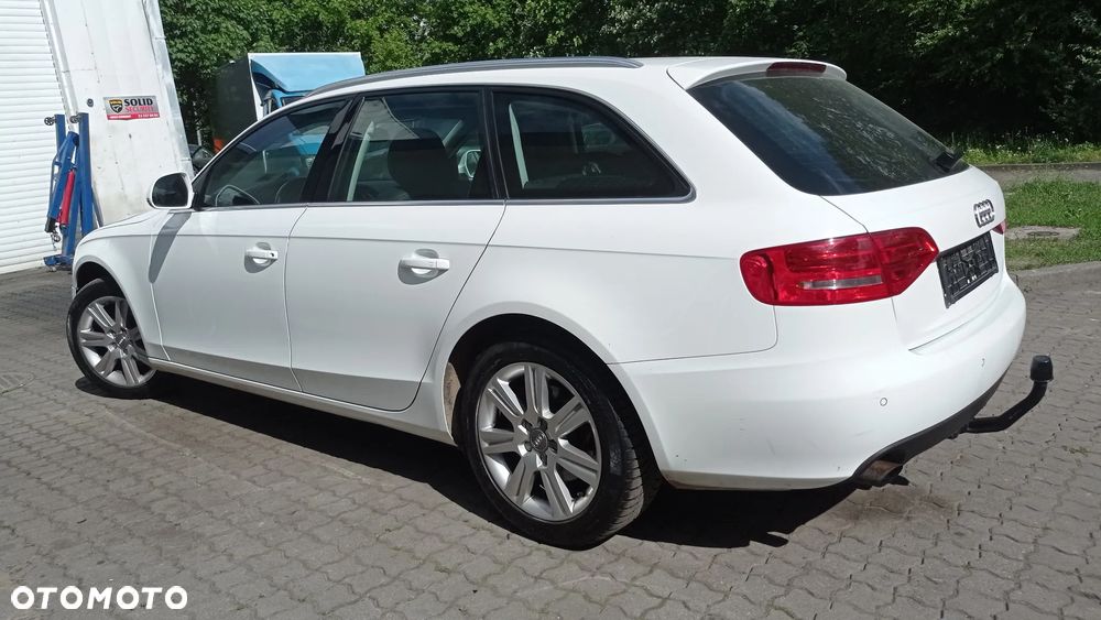 Audi A4 Avant 2.0 TFSI Attraction - 17