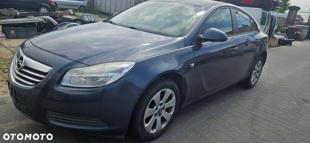 Opel Insignia A 2,0 CDTI 81kW 110KM 2009r 6-bieg manual Z168 hatchback - 1