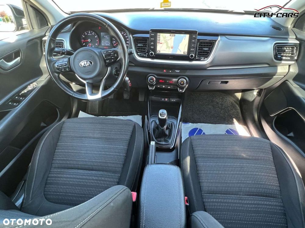 Kia Stonic - 27