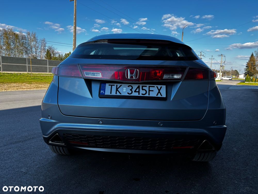 Honda Civic 1.8 Executive - 17