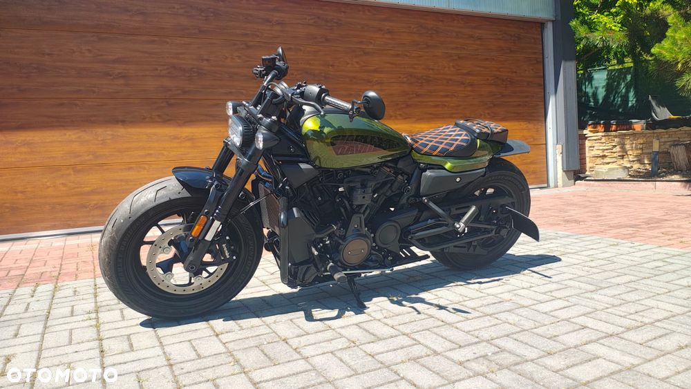 Harley-Davidson Sportster - 1