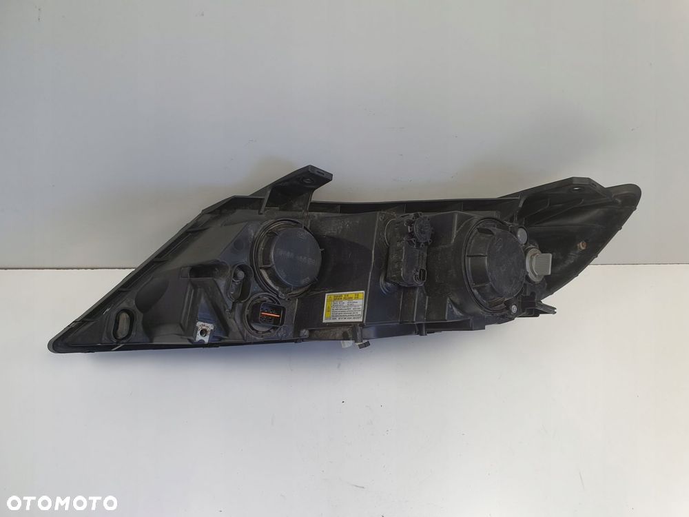 LAMPA PRAWA Kia Sorento II 09-12r PRZEDNIA prawy przód XENON 92102-2P110 - 6