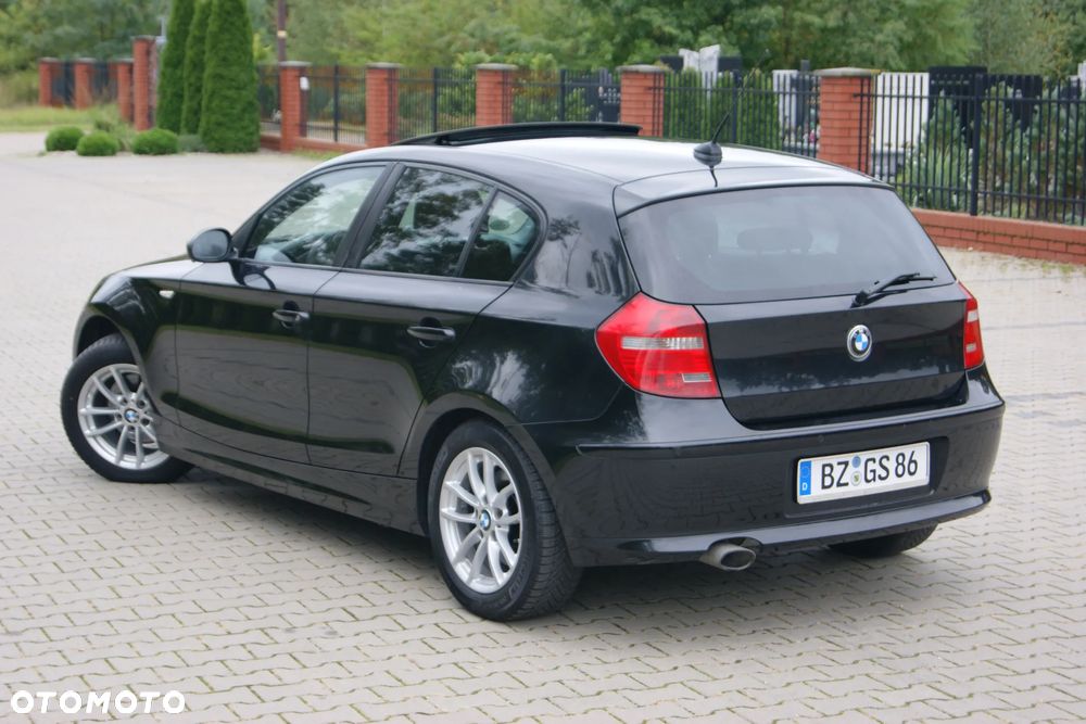 BMW Seria 1 120d - 15