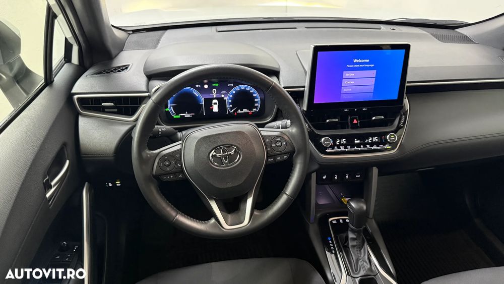 Toyota Corolla Cross - 17