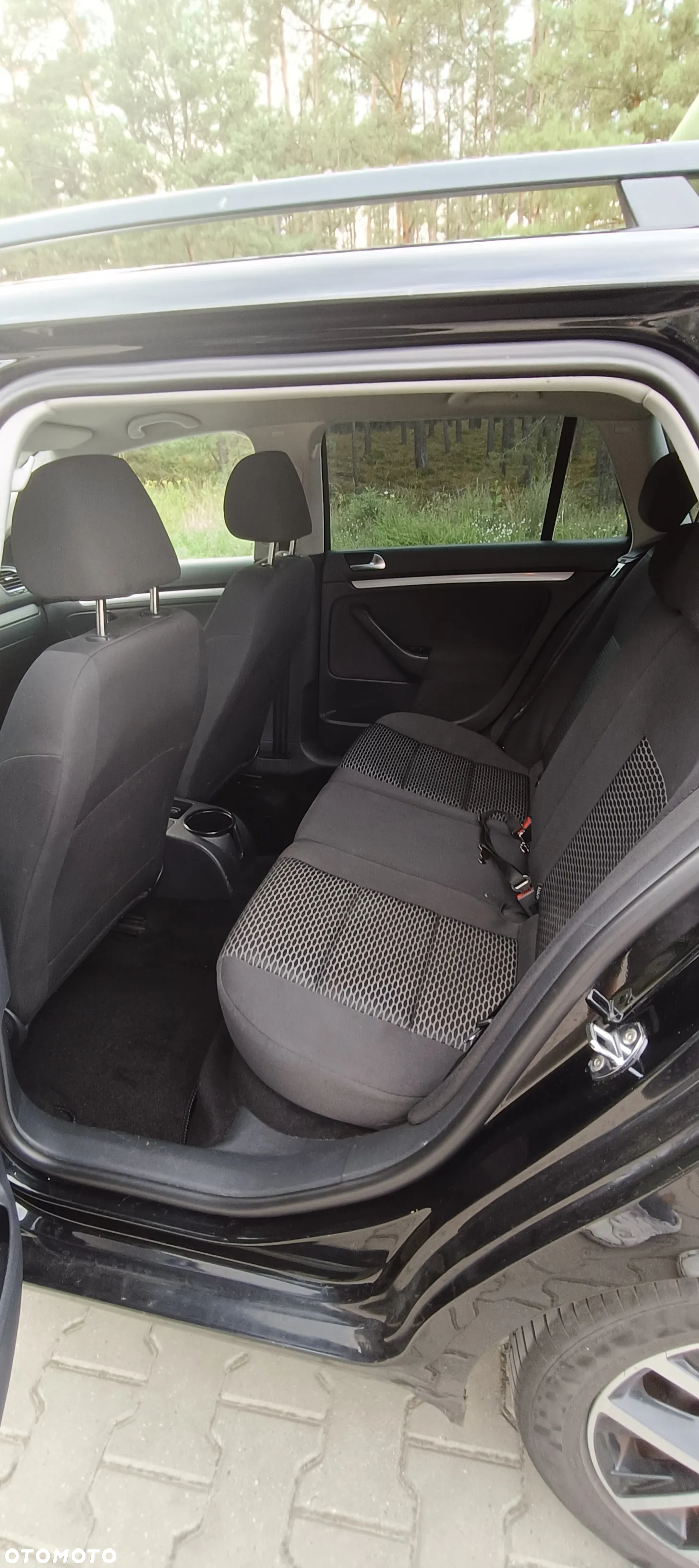 Volkswagen Golf 1.6 TDI DPF Comfortline - 16