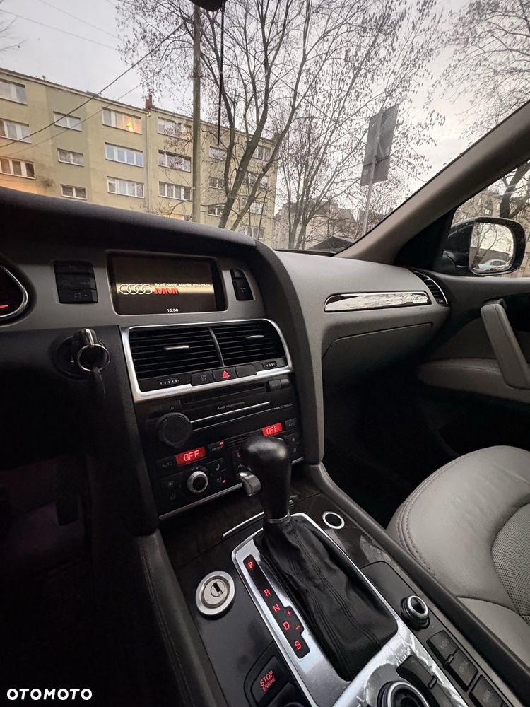 Audi Q7 3.0 TDI DPF Quattro Progressive Tiptr - 9