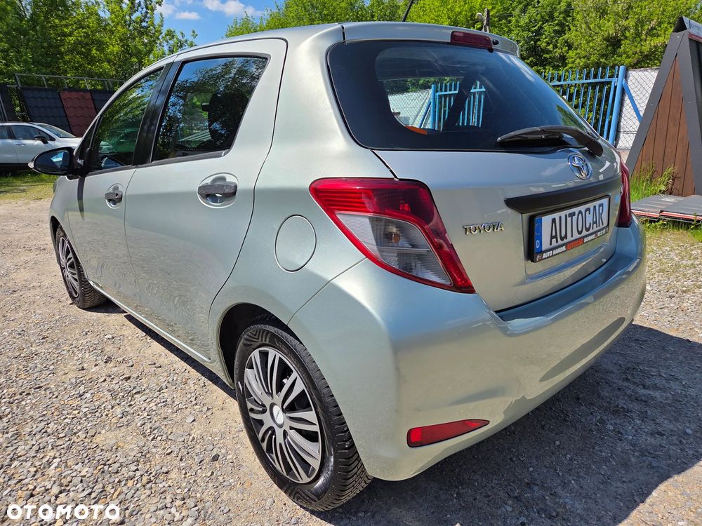 Toyota Yaris 1.0 VVT-i Cool - 4