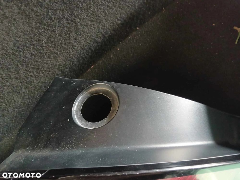 Opel Astra III H GTC Lampa tylna lewa - 4