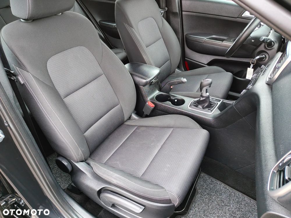 Kia Sportage 1.6 GDI L Business Line 2WD - 38