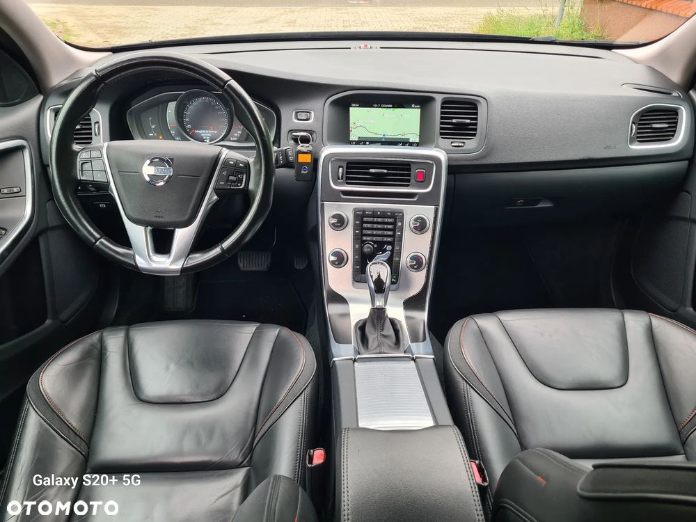 Volvo V60 D4 AWD Ocean Race - 8
