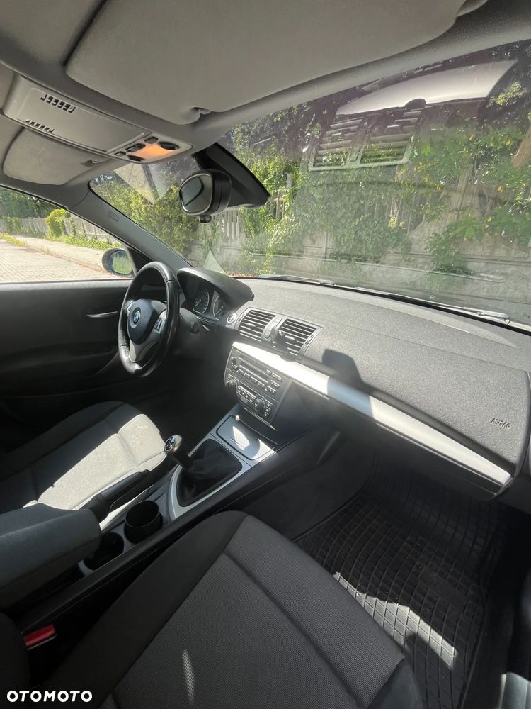 BMW Seria 1 116i - 12