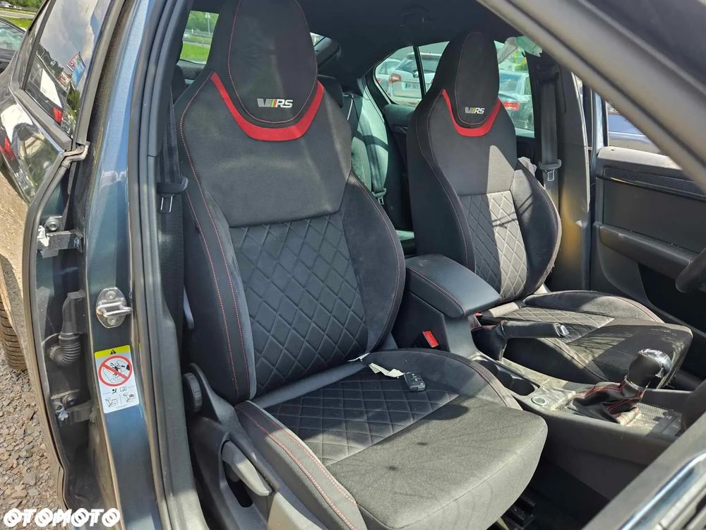 Skoda Octavia 2.0 TDI 4x4 DSG RS - 7