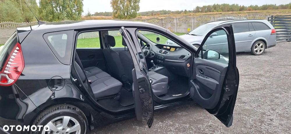 Renault Scenic 1.6 16V 110 Authentique - 22