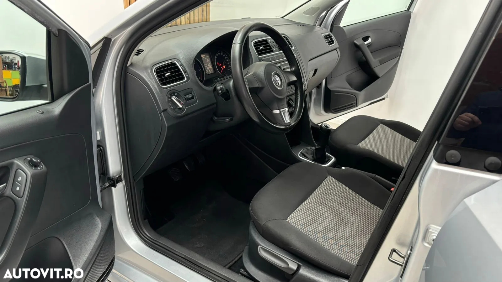 Volkswagen Polo 1.2 TDI Blue Motion - 5