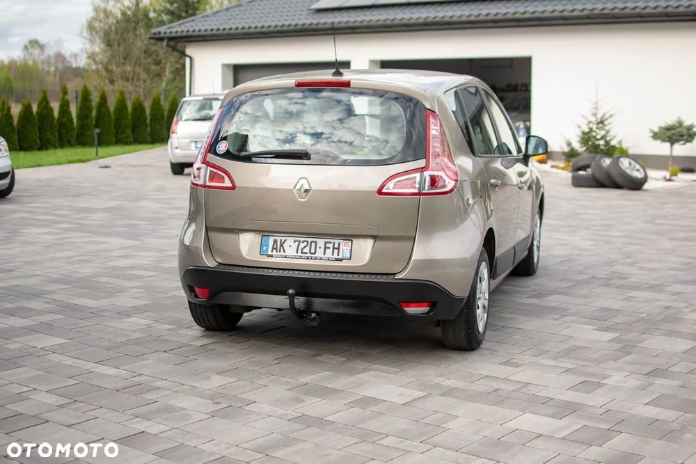 Renault Scenic - 17