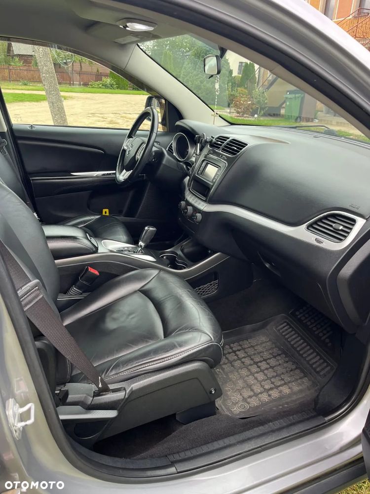Dodge Journey - 14