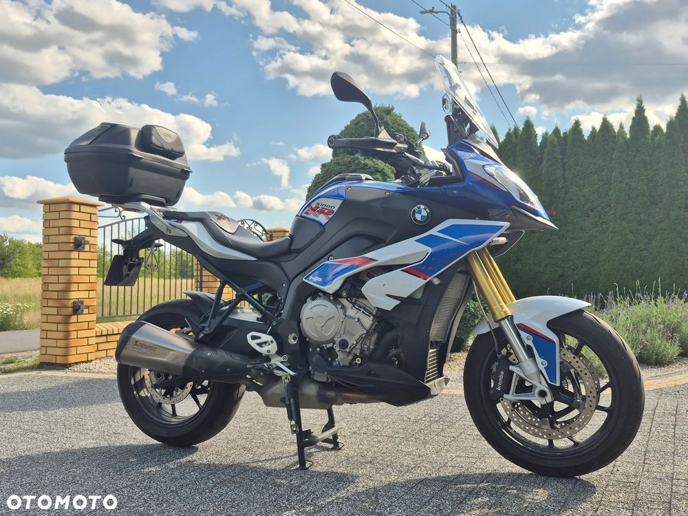 BMW XR - 8