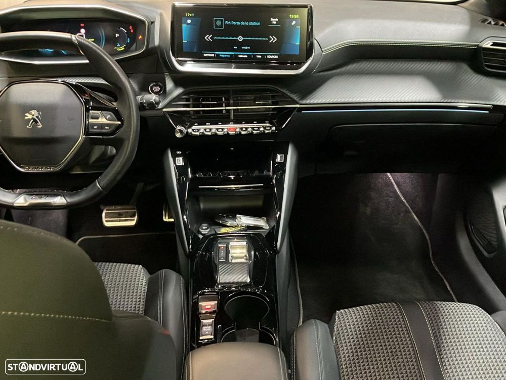 Peugeot e-208 50 kWh GT - 10