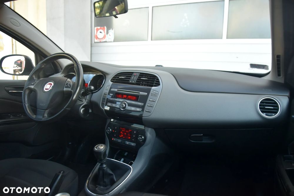 Fiat Bravo 1.4 T-JET 16V Estiva Plus - 19