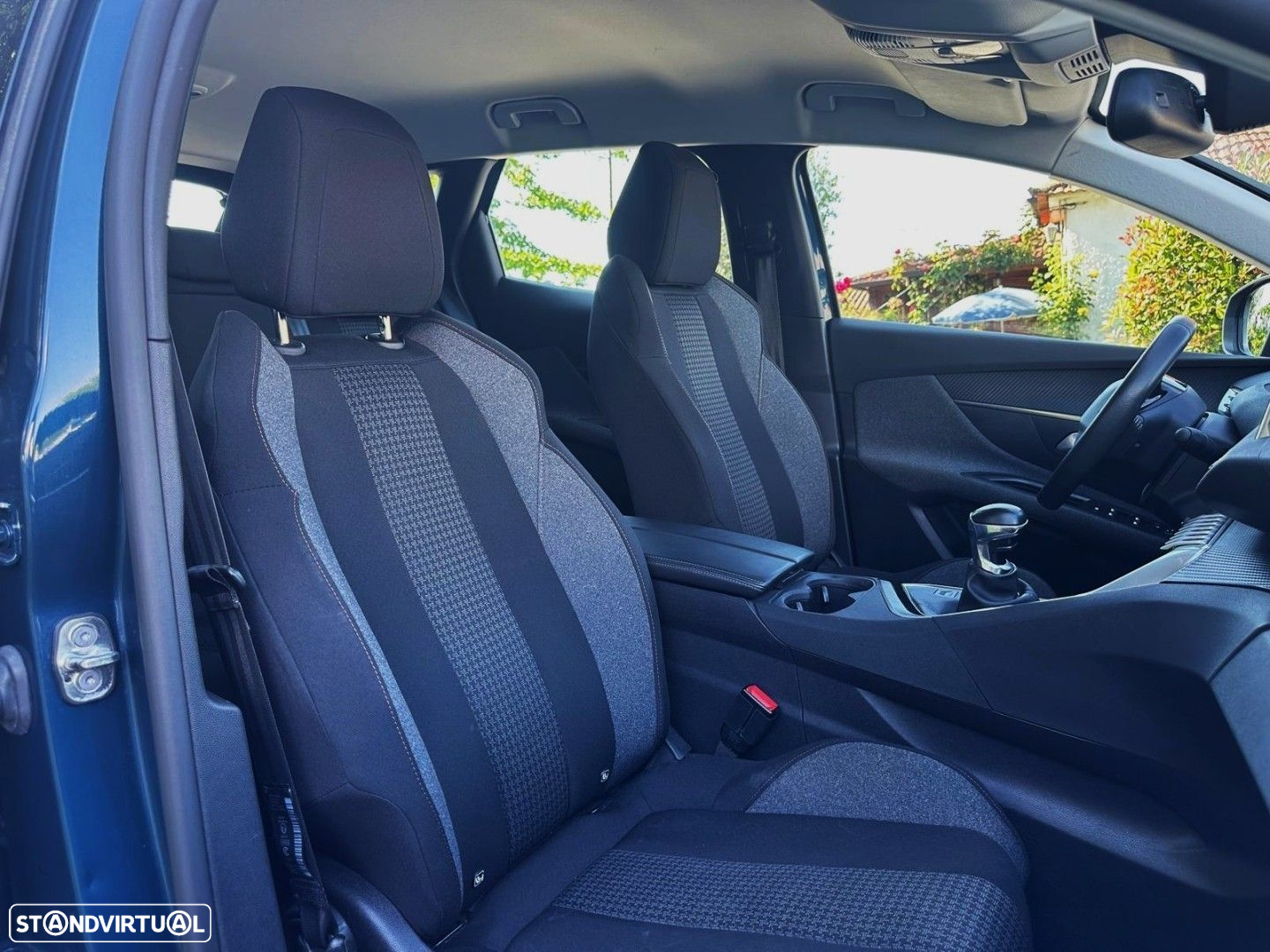 Peugeot 3008 1.5 BlueHDi Active - 29