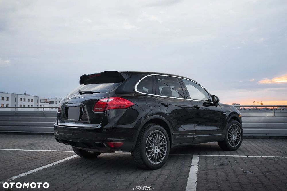 Porsche Cayenne - 11