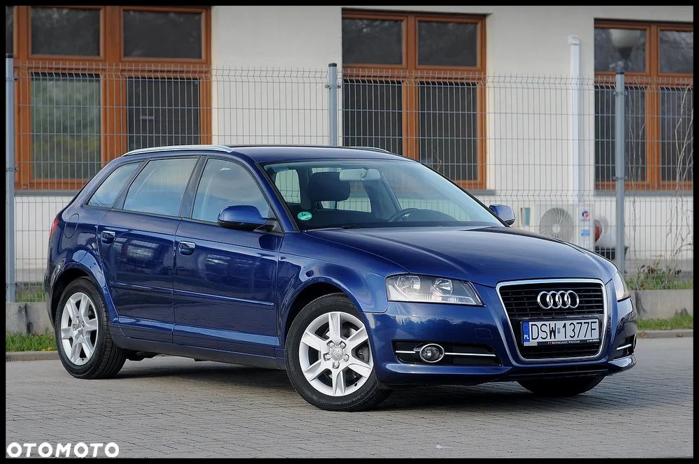 Audi A3 Sportback - 2
