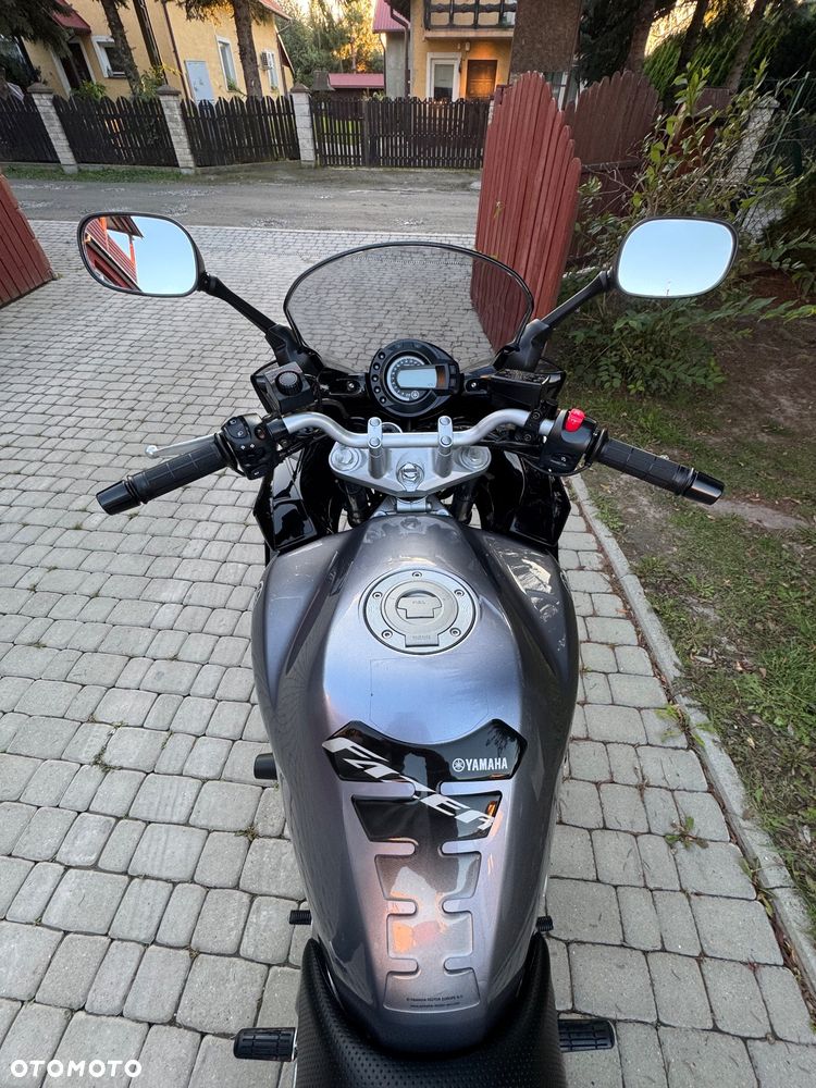 Yamaha FZ6 - 4