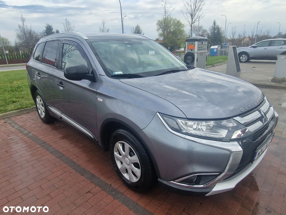 Mitsubishi Outlander 2.0 Intense + 2WD - 16
