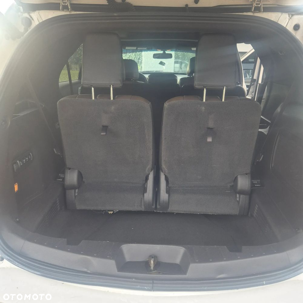 Ford Explorer - 10
