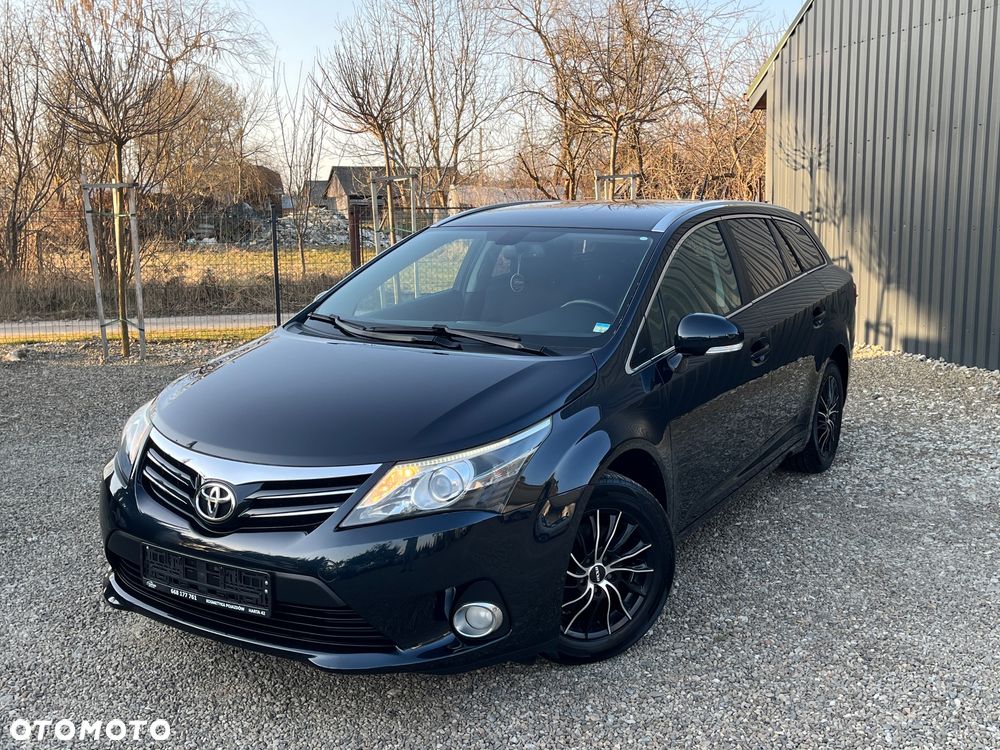 Toyota Avensis - 7