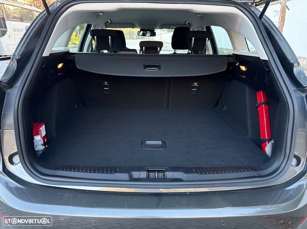Ford Focus SW 1.5 TDCi EcoBlue Business - 17