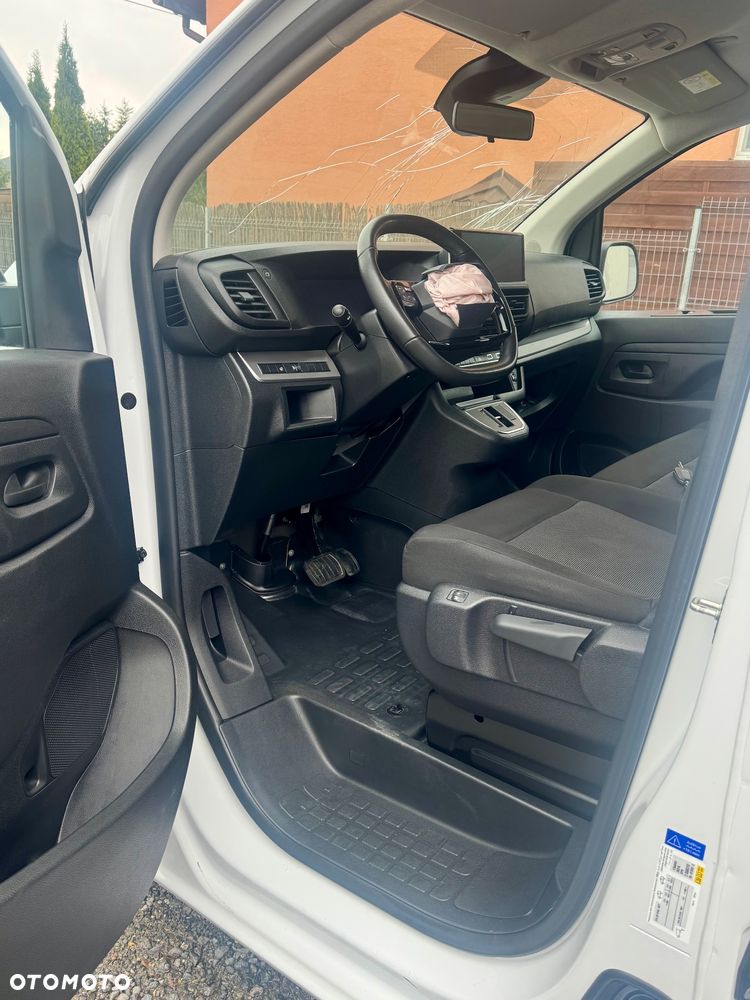 Opel Vivaro - 16